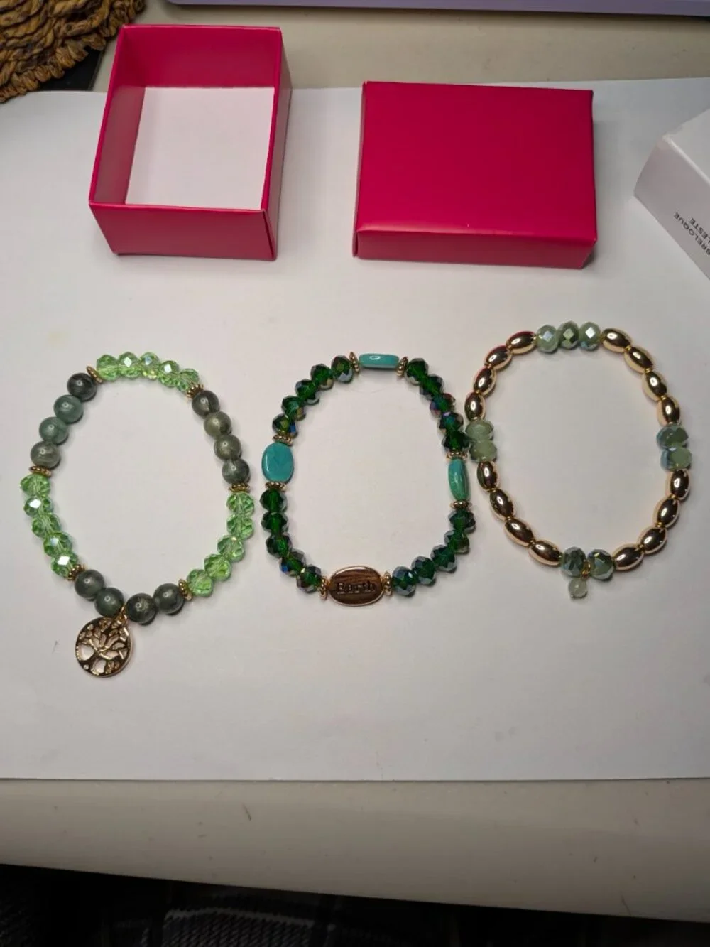 Avon Studio 1886 “Celestial Essence” Charm Bracelet Set – Green